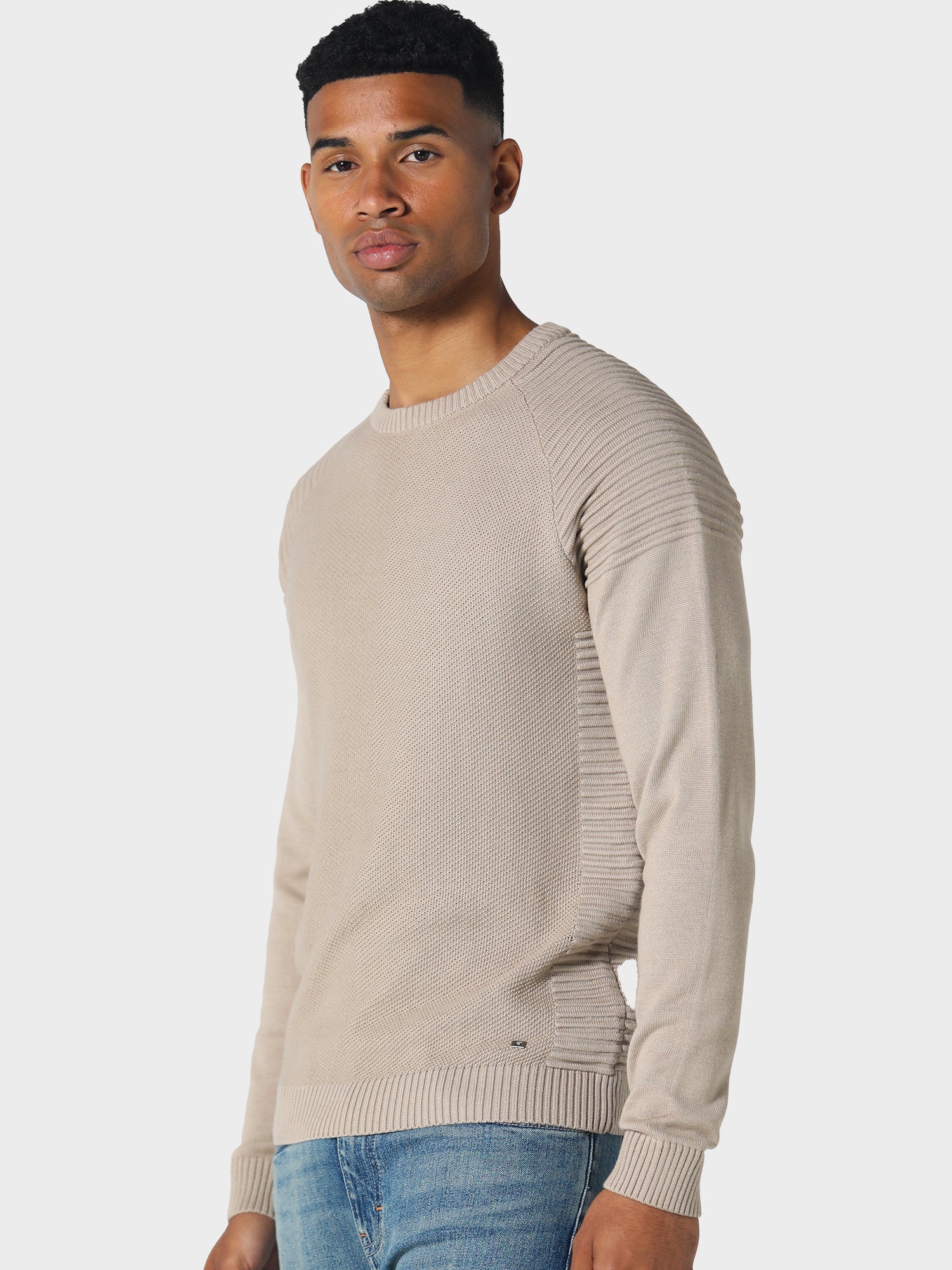 883 police knitwear shop