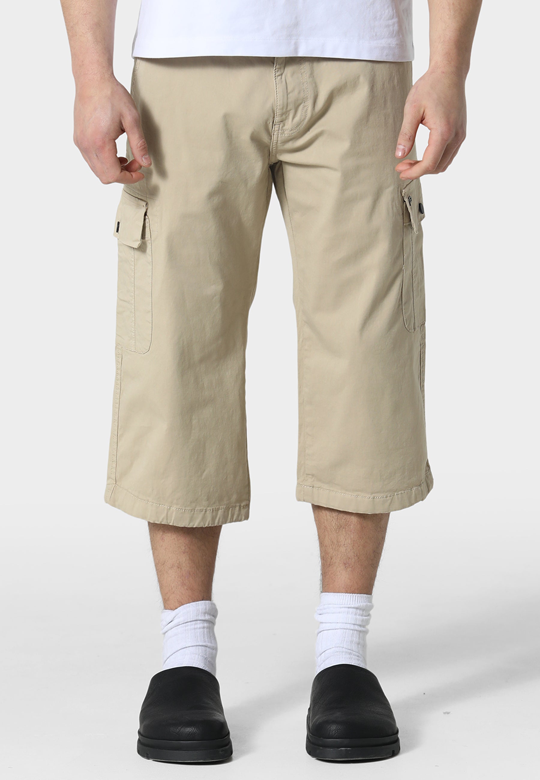 Hykeham Beige Cargo Shorts