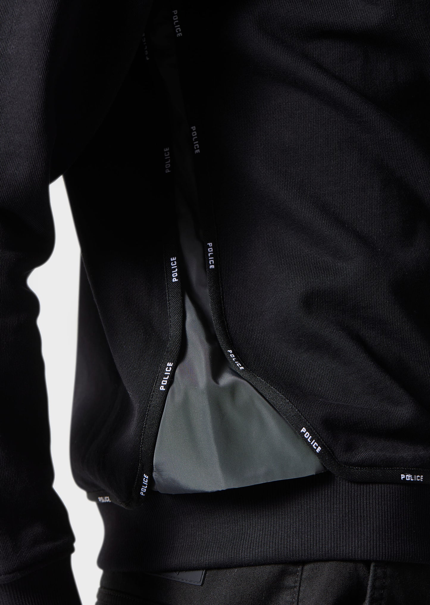 Kobi Black Sweatshirt