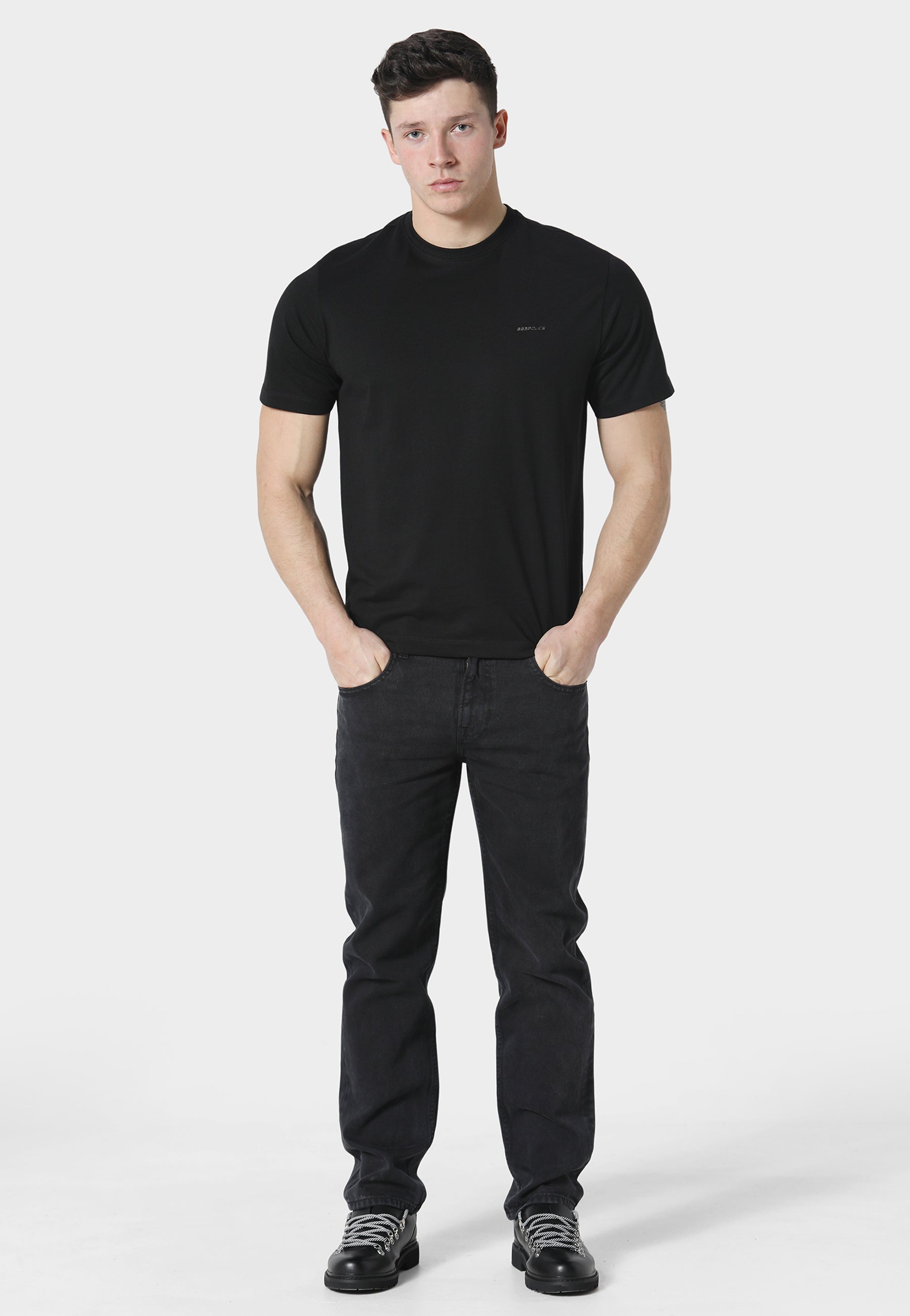 Laval Black T-Shirt