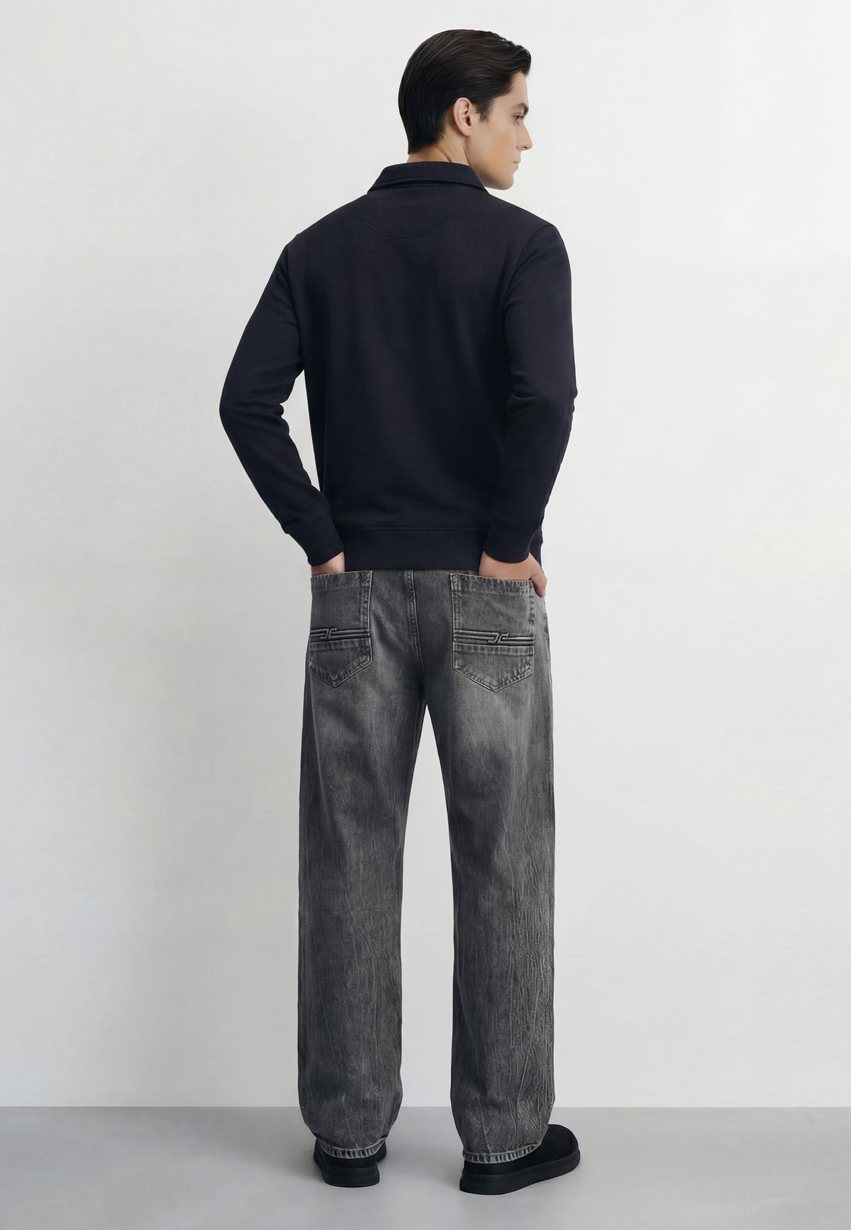 Ocelen Jet Black Sweatshirt