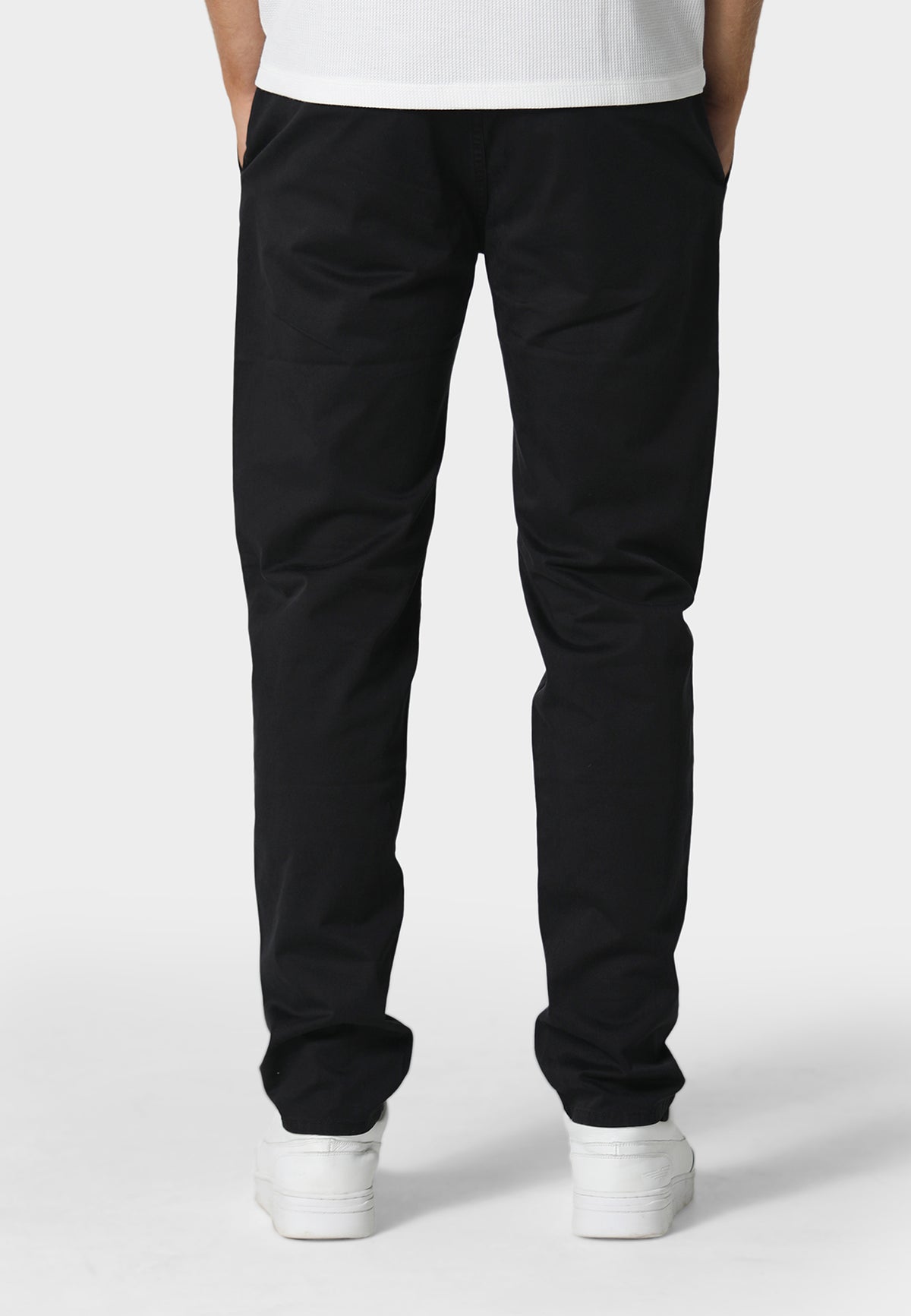 Sarabia Black Chino