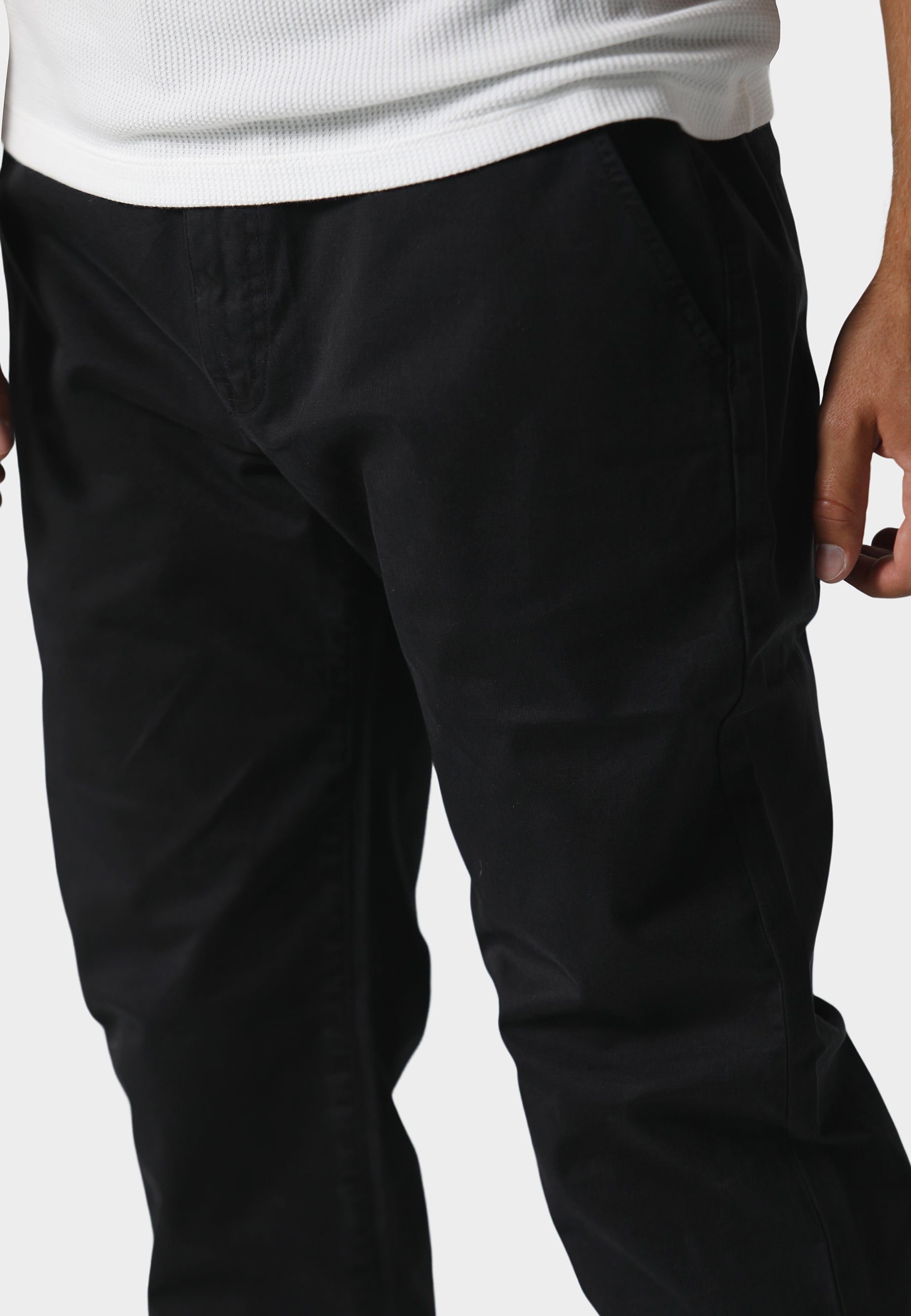 Sarabia Black Chino