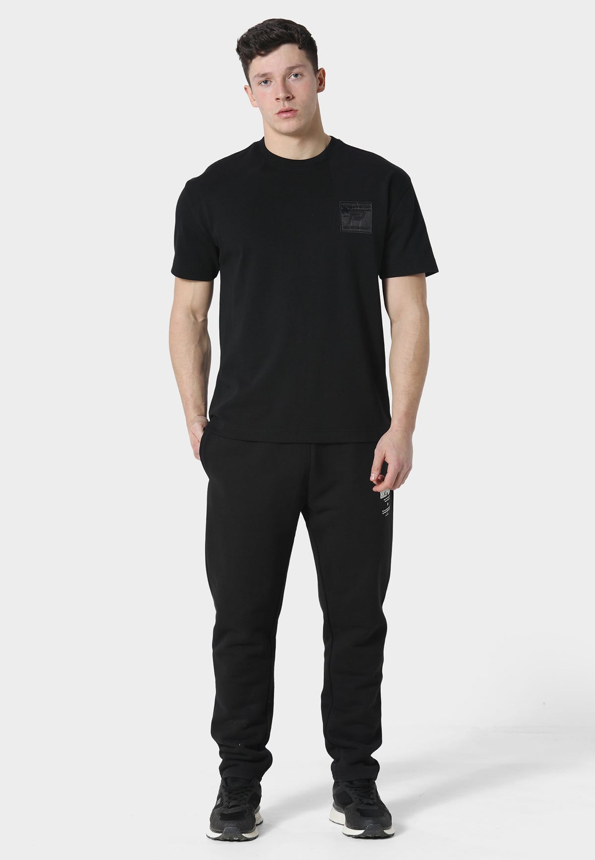 Tramo Black T-Shirt