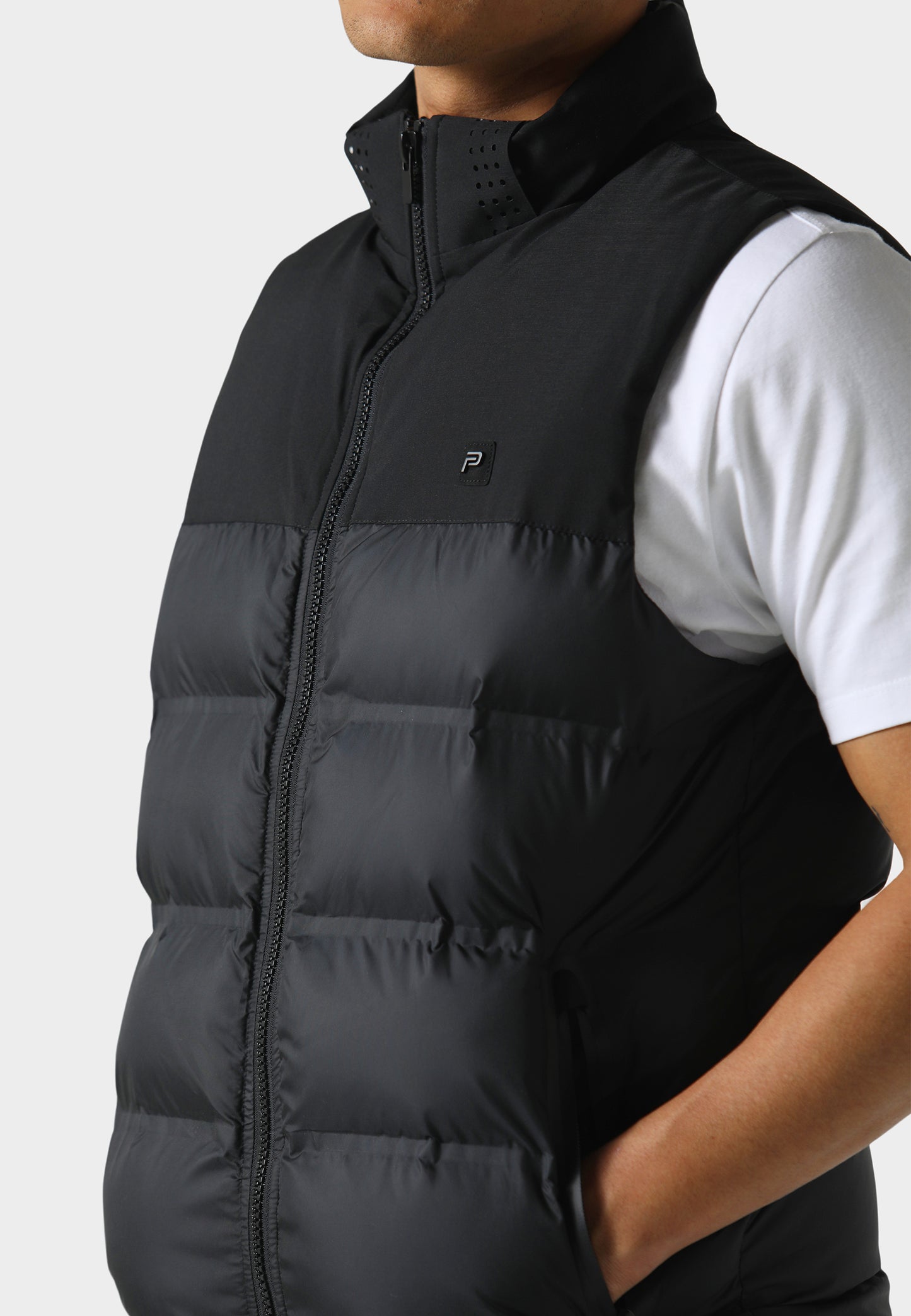 Upping Black Gilet