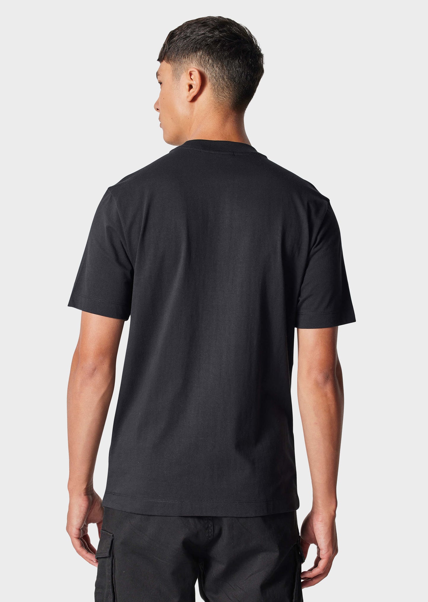 Meru Black T-Shirt