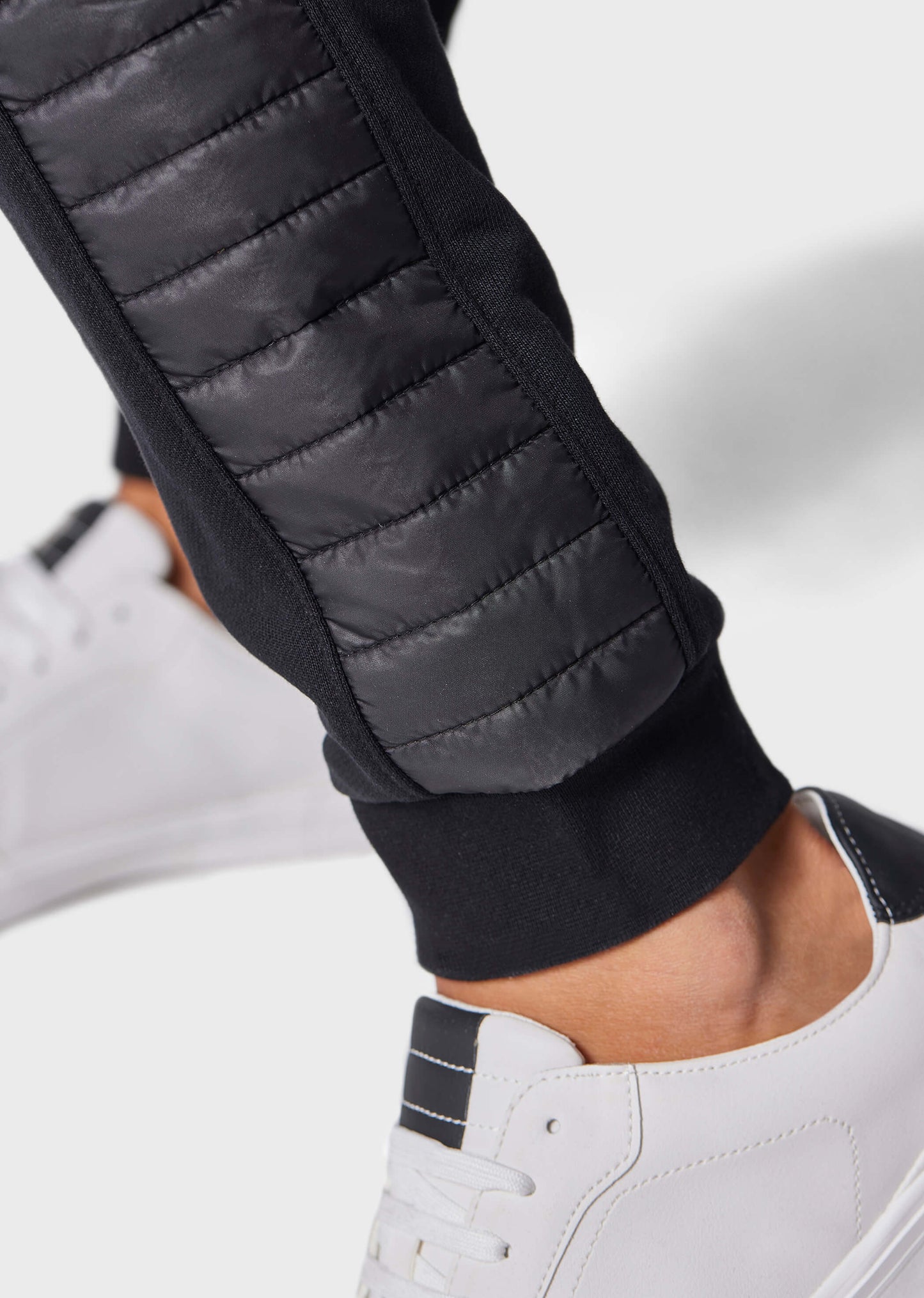 Nebi Black Jogger