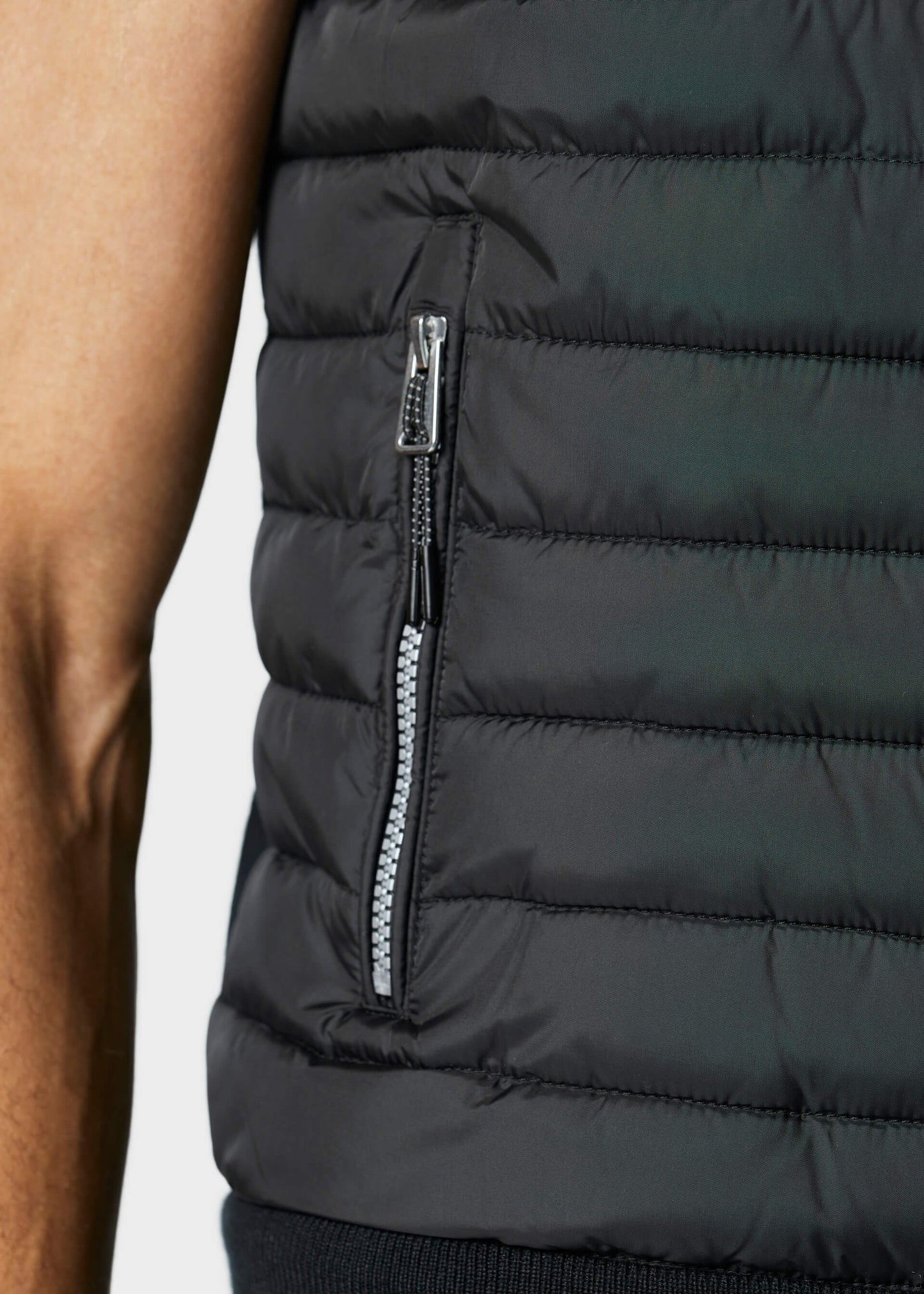 Stack Black Gilet
