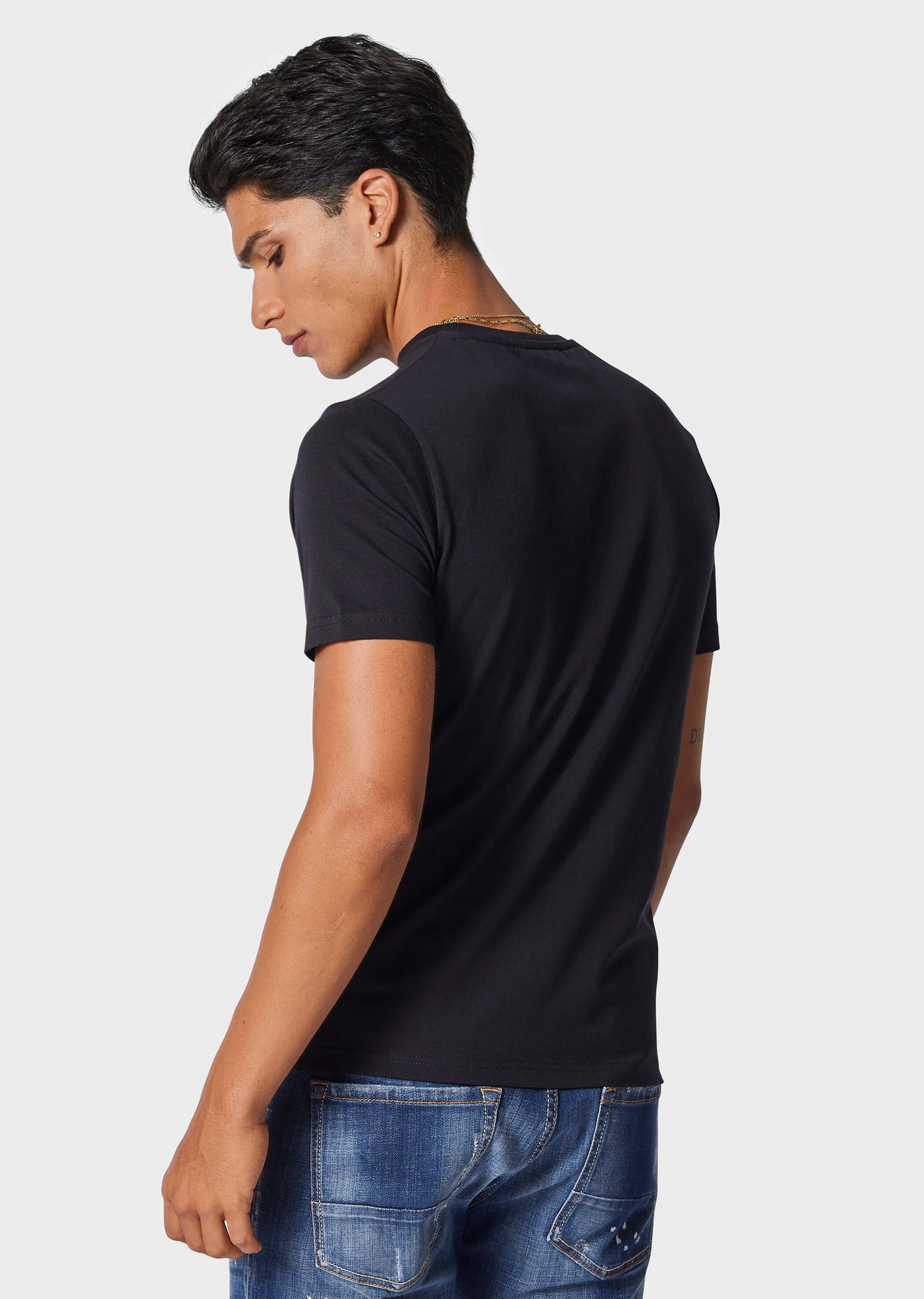 Castillo Black T-Shirt