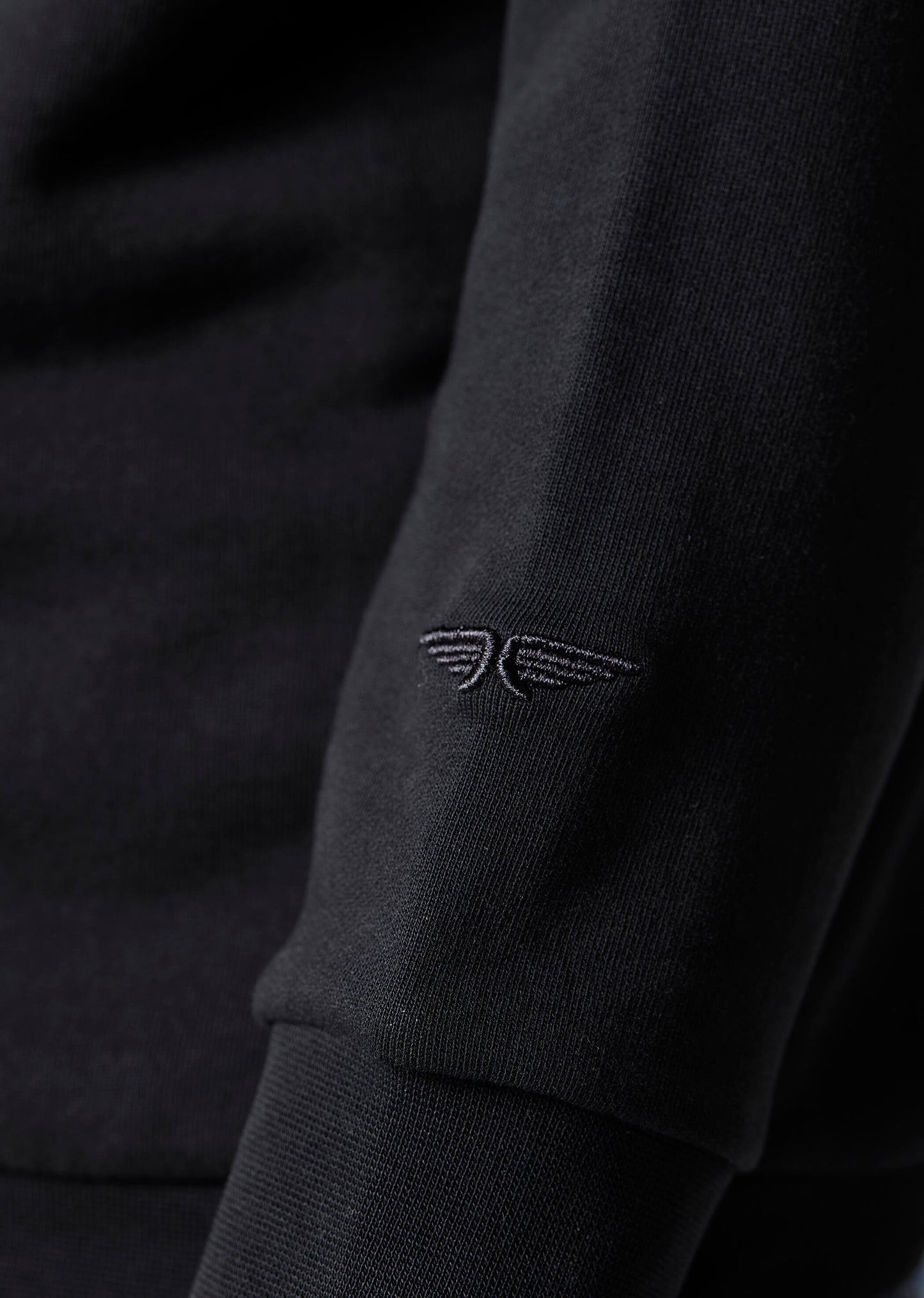 Circle Jet Black Sweatshirt