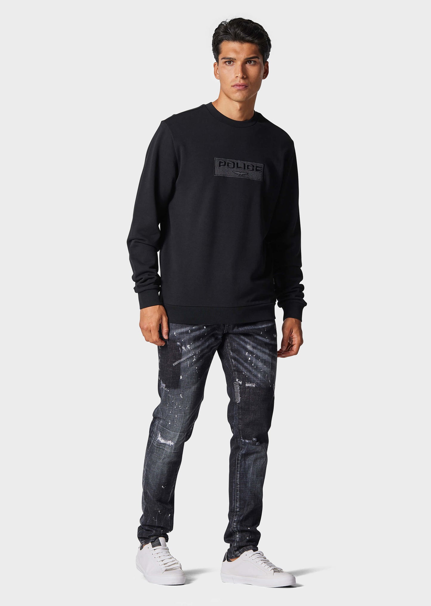 Circle Jet Black Sweatshirt