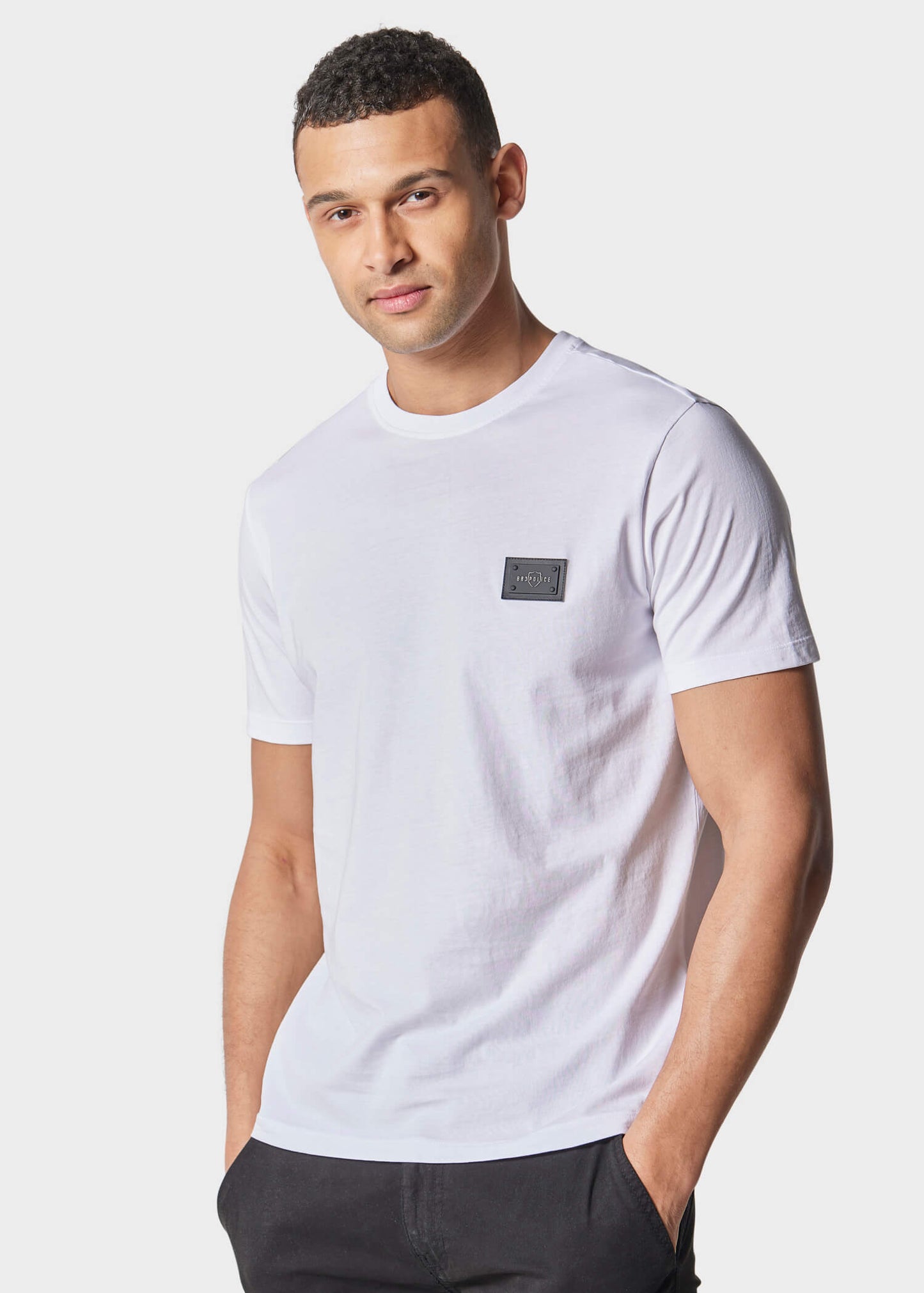 Yexley White T Shirt